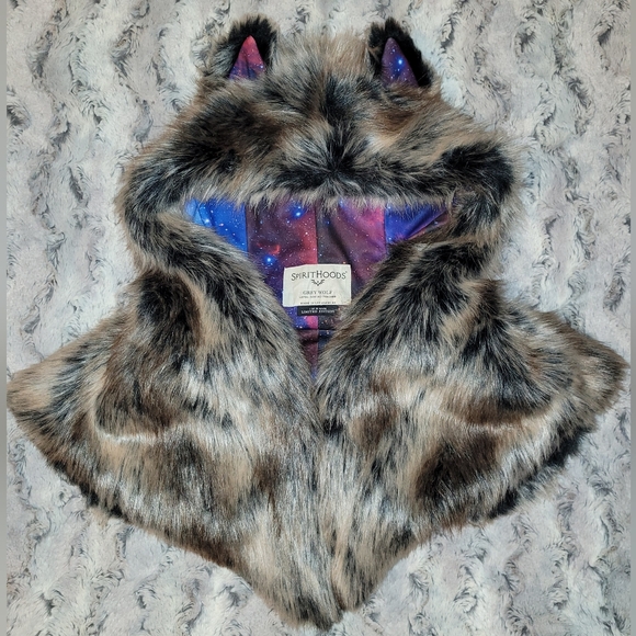 Spirithoods LE Grey Wolf Galaxy Shawl - Picture 2 of 5